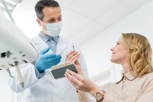 Dental-Implants